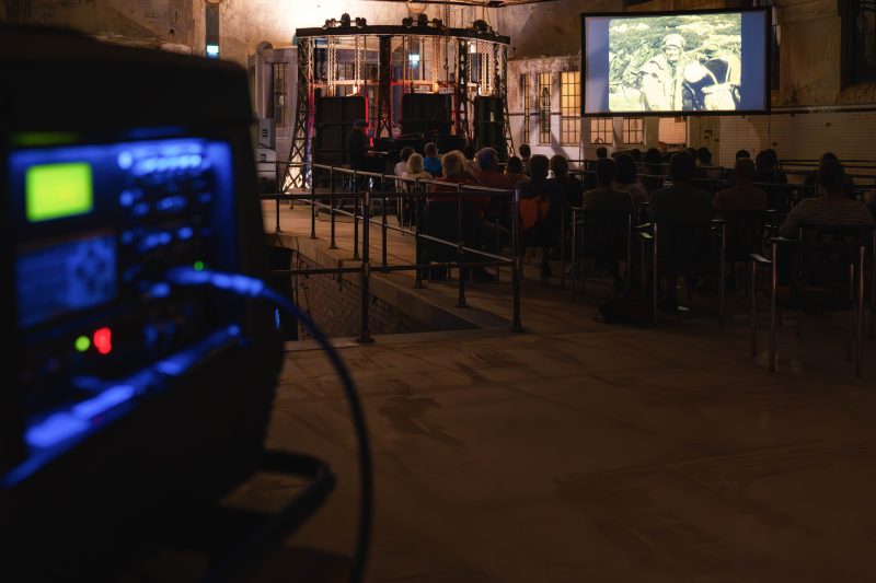 Veranstaltungstechnik bei einer Filmvorführung