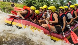 River Rafting, NRW, Wildwasser, Erft, Neuss bis Düsseldorf, für Gruppen ab 10 Personen