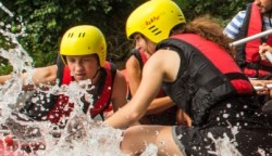 River Rafting, NRW, Wildwasser, Erft, Neuss bis Düsseldorf, für Einzelbucher und kleine Gruppen